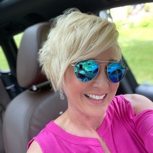 Meet your Posher, Kim